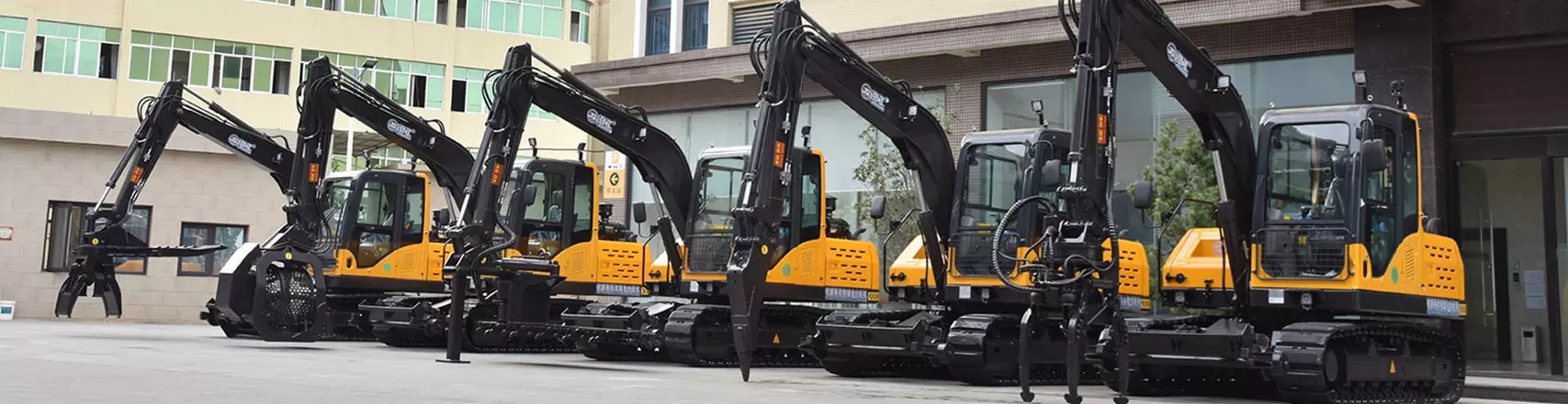 Hirail excavator with ballast cutter/Railway screening machine